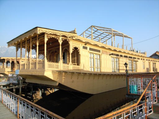 Kashmir Houseboat Pictures
