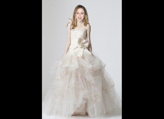 Chelsea Clintons Wedding Gown Options at Huffington Post Chelsea Clintons Wedding Gown Options at Huffington Post