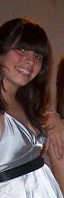 La chica de la risa peculiar alla va.