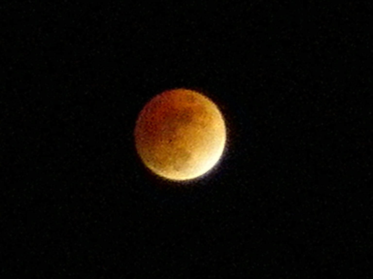 [lunar+eclipse+olymp+nois.jpg]