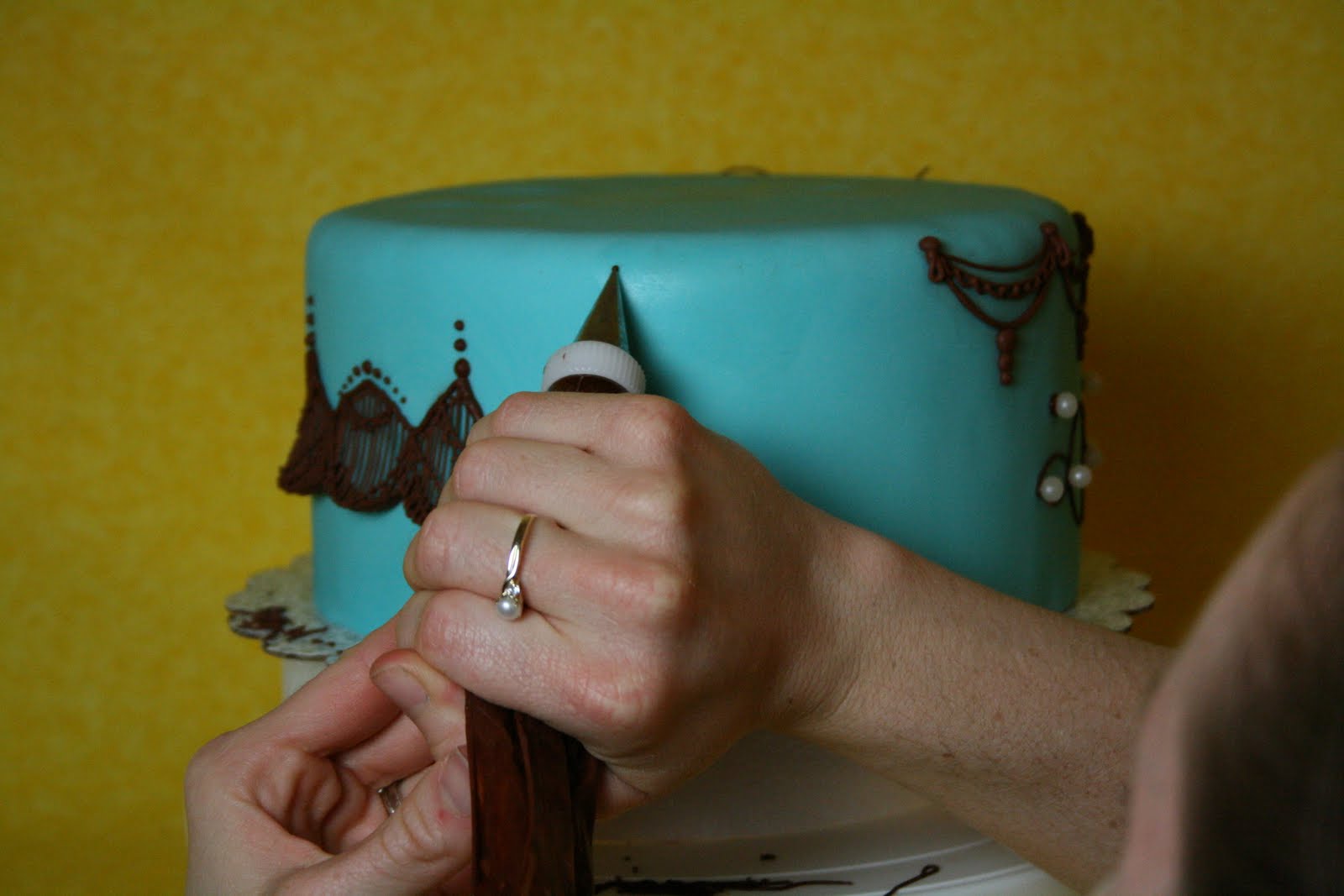 Cake String Work