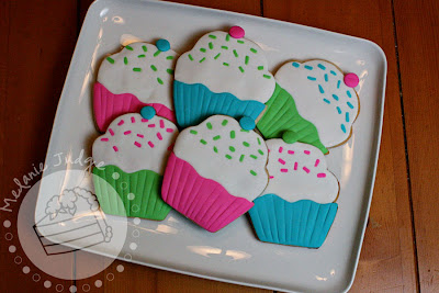 fondant cupcake cookie whimsical girly pink blue green tutorial