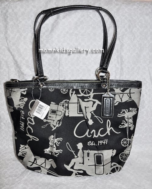 coach horse and carriage tote black