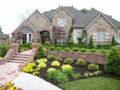 LUXURY FRONT YARD LANDSCAPING