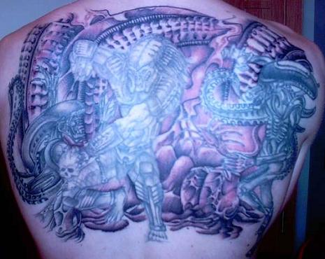 Alien Tattoos Designs Pictures >> Alien VS Predators Tattoo