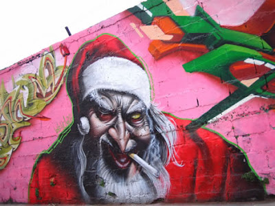 Santa Claus Graffiti Mural Designs 3