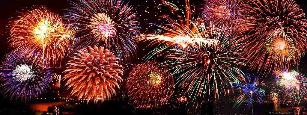 [fireworks2.jpeg]
