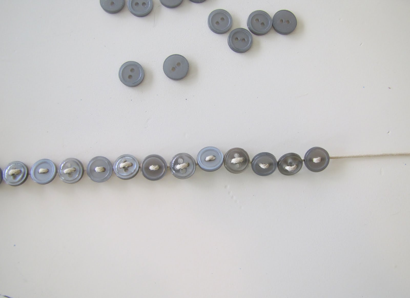 Button Bracelet Tutorial with Lobster Clasp buatkalunggelang