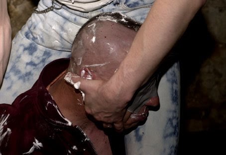 naked girl close up mature in leather fotos