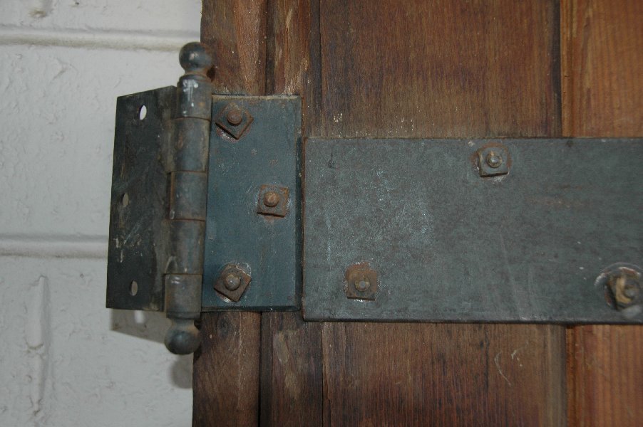[door3.JPG]