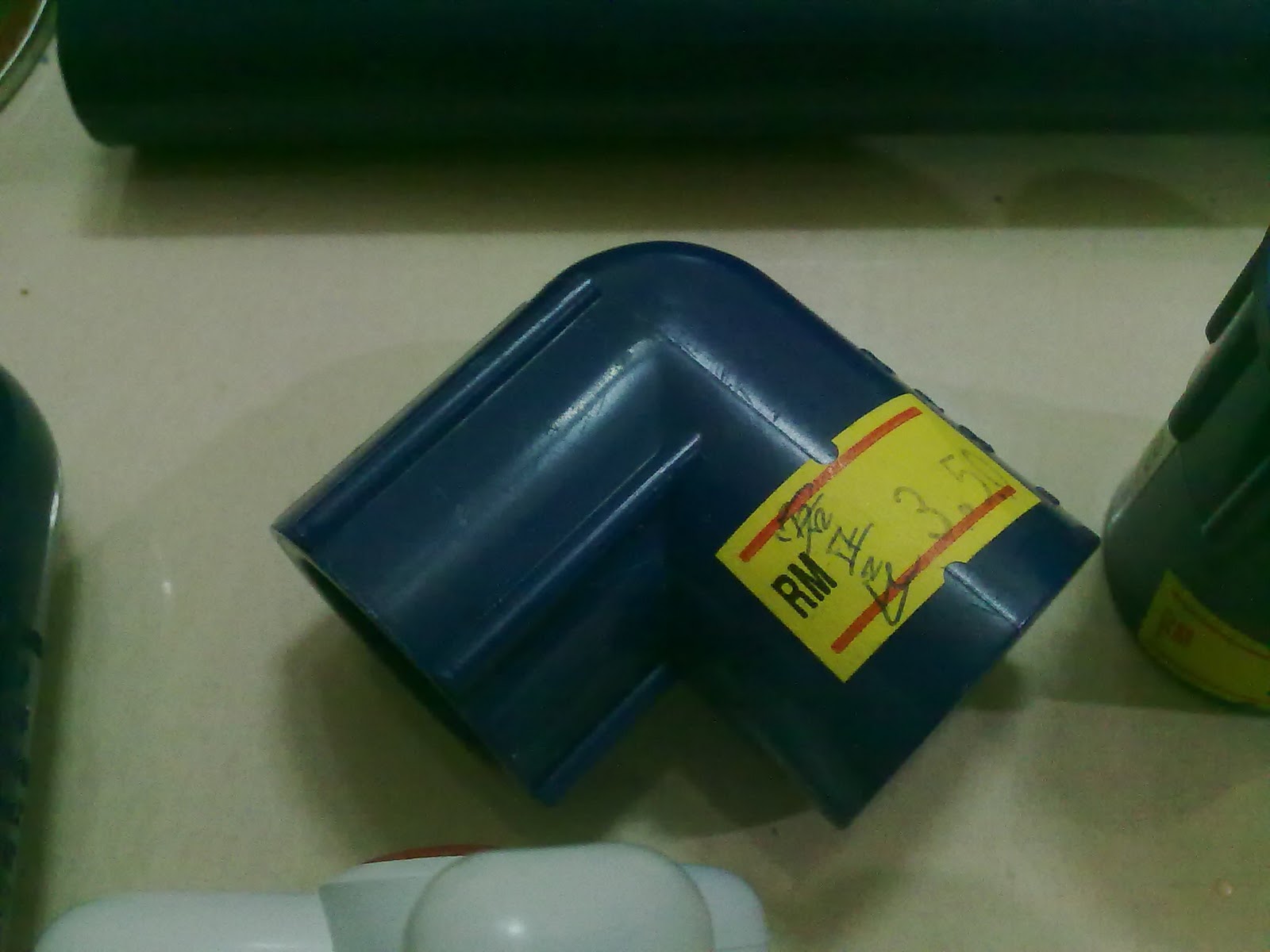 Lampu Jalan Paip ABS vs PVC