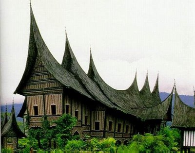 Ar Shasya Senibina Rumah Minangkabau