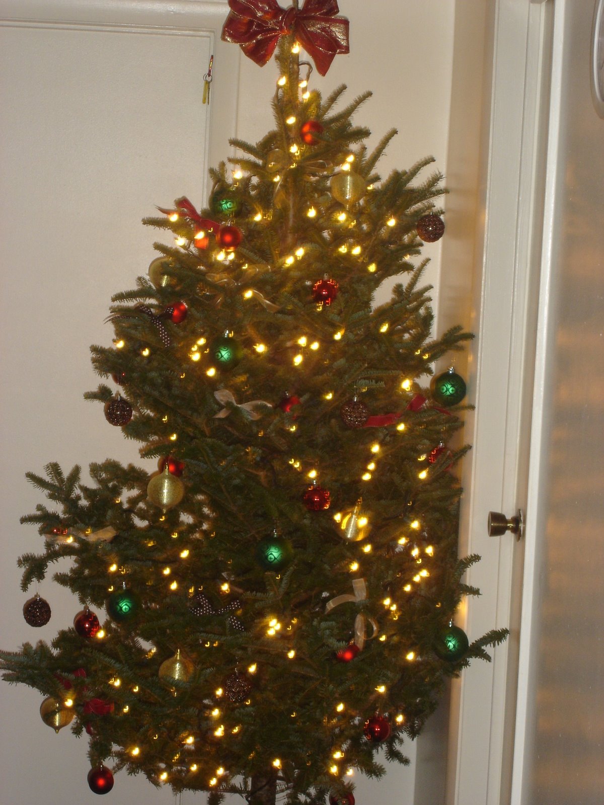 [Christmas+Tree+016.jpg]