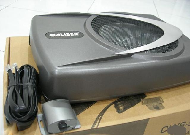 caliber underseat subwoofer