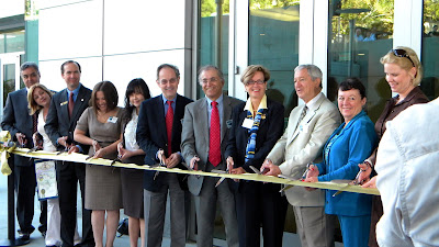 Charles Elachi and other dignitaries cut the ribbon for JPL's Flight Projects Center Charles Elachi and other dignitaries cut the ribbon for JPL's Flight Projects Center