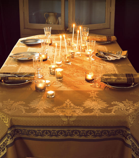 Life + Style Yvonne Estelle's 2010 Tabletop Design Contest