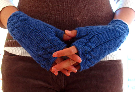 [Resize+of+fetchings_blue+(1).JPG]