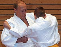 Vladimir Putin fent judo