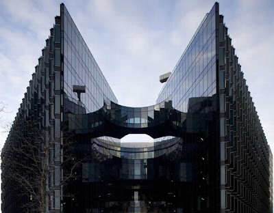 PricewaterhouseCoopers Office Building in London