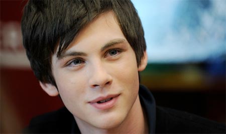 logan lerman hairstyles logan lerman hairstyles