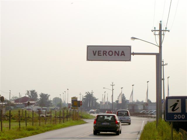 [200509+Verona+001+(Small).jpg]