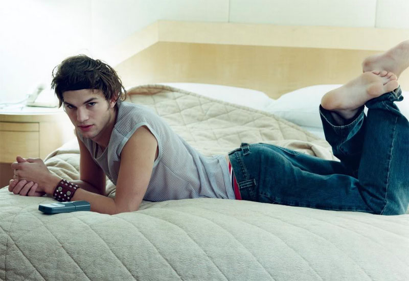 Famous Male Feet Ashton Kutcher