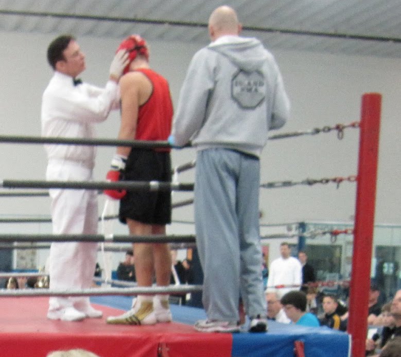 BOXING BC Officials and Coaches BOXING CLUBS of BC