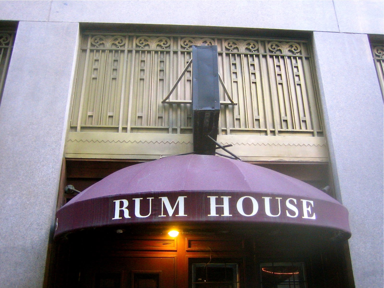 Jeremiah's Vanishing New York Rum House