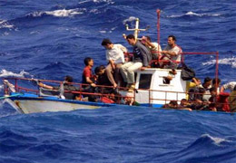 [immigrati_barca.jpg]