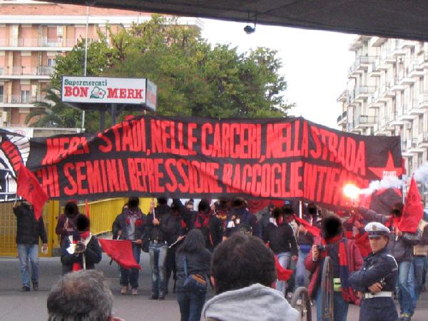 [ultras_cosenza.jpg]