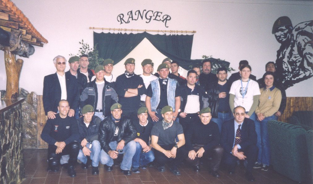 [MOTARDS_2.jpg]