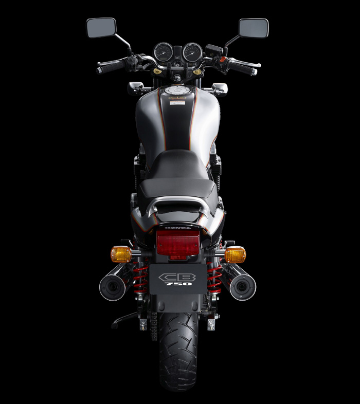 [ＣＢ７５０_06.jpg]