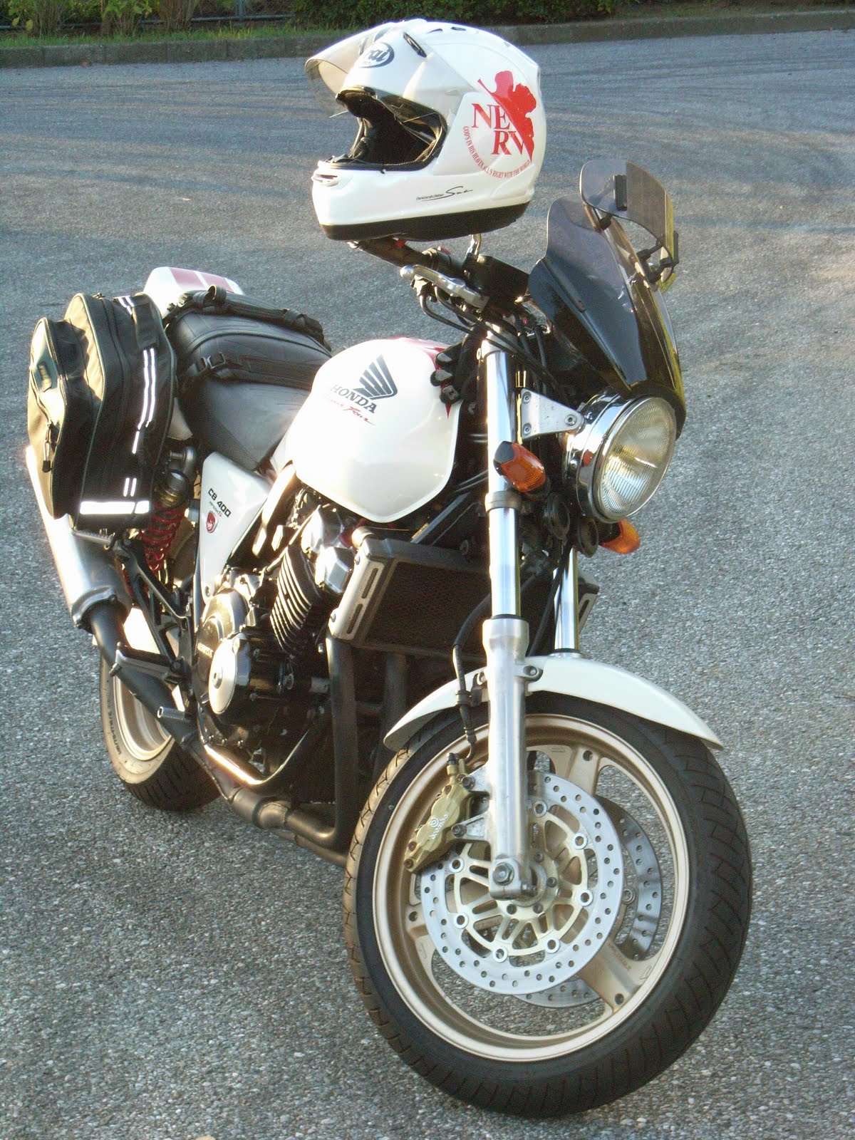 [雷電メットタテ.JPG]
