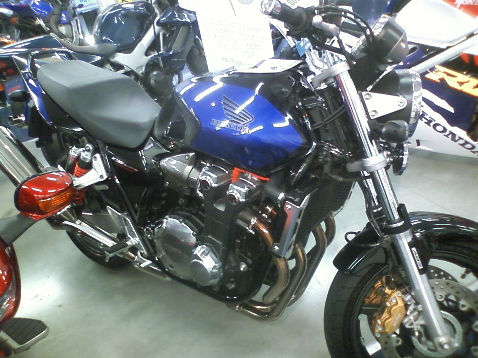 [CA3B0090.JPG]