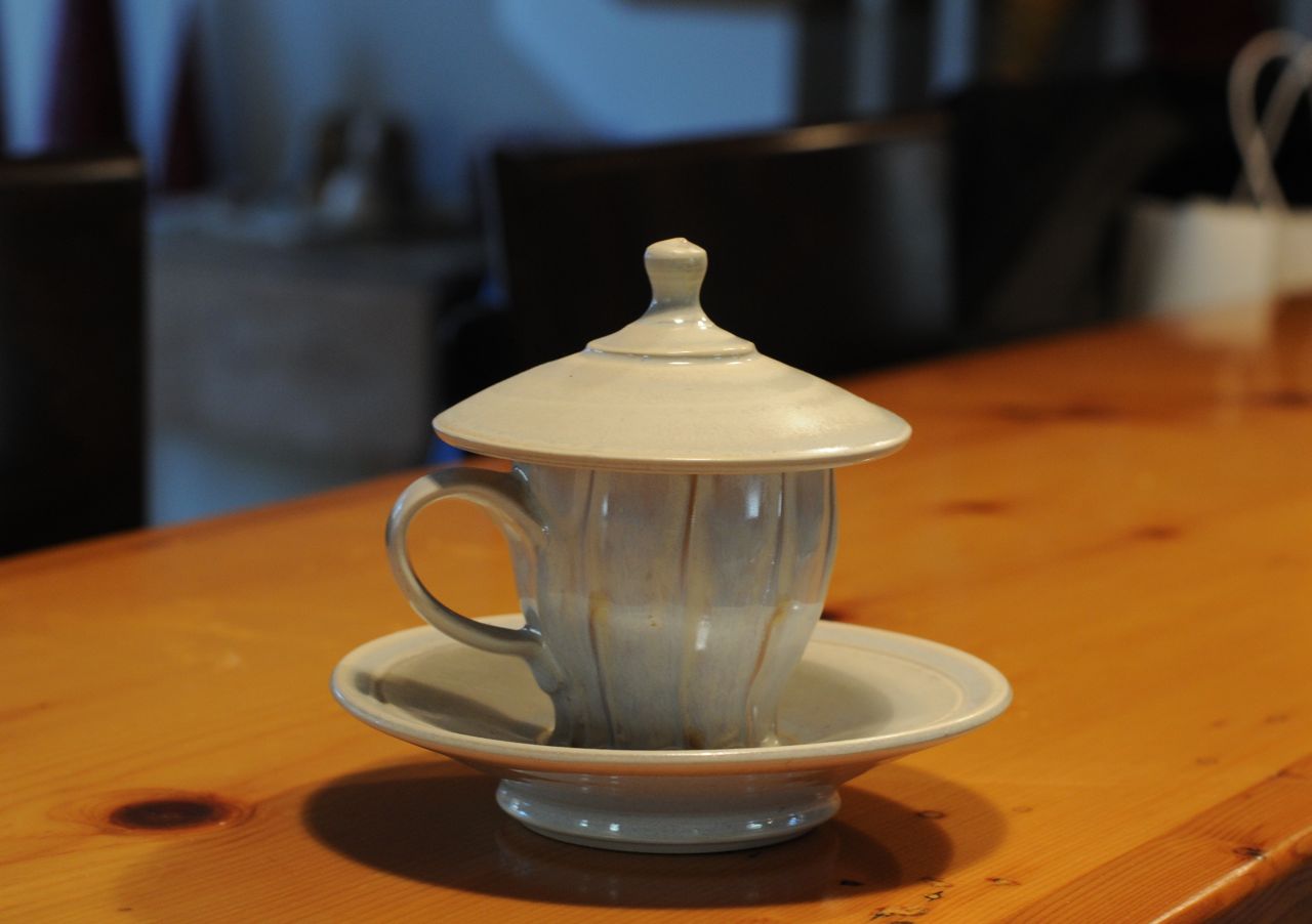 [jessparker_cup_kreegerpottery_1208.jpg]