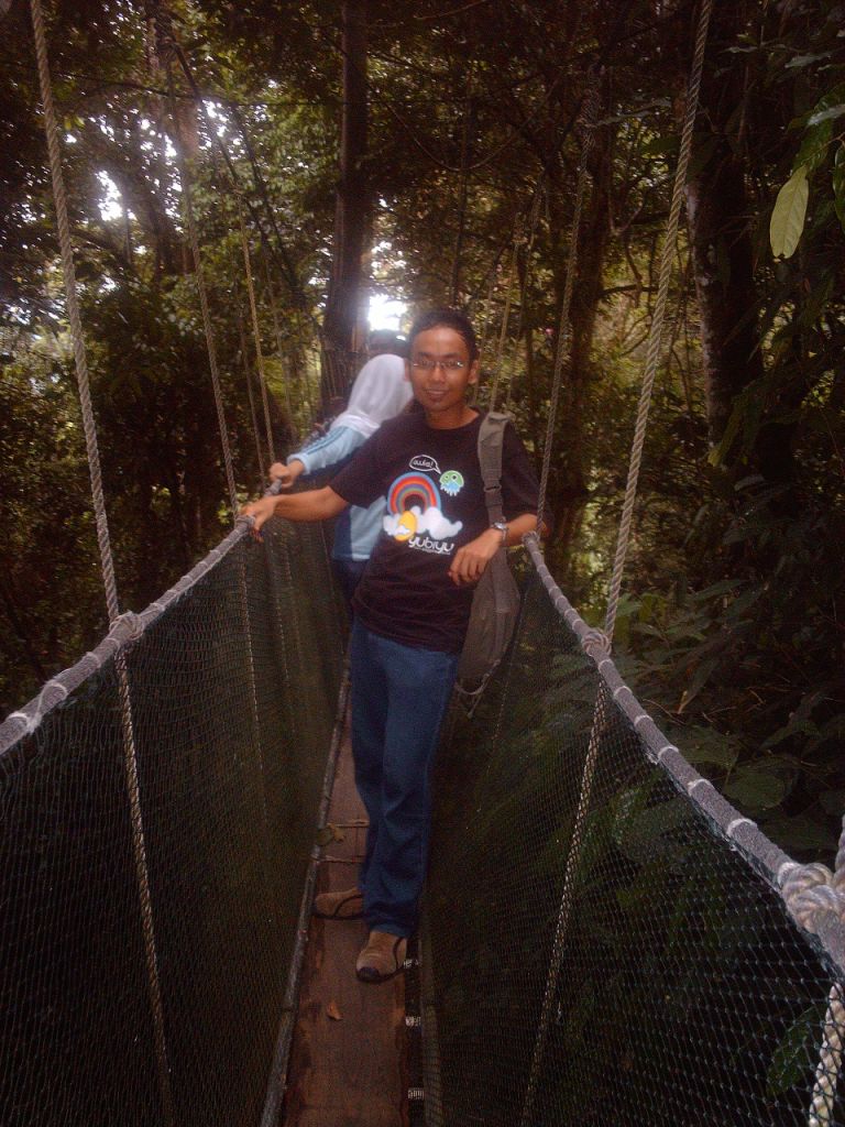 [PICT4237.JPG]