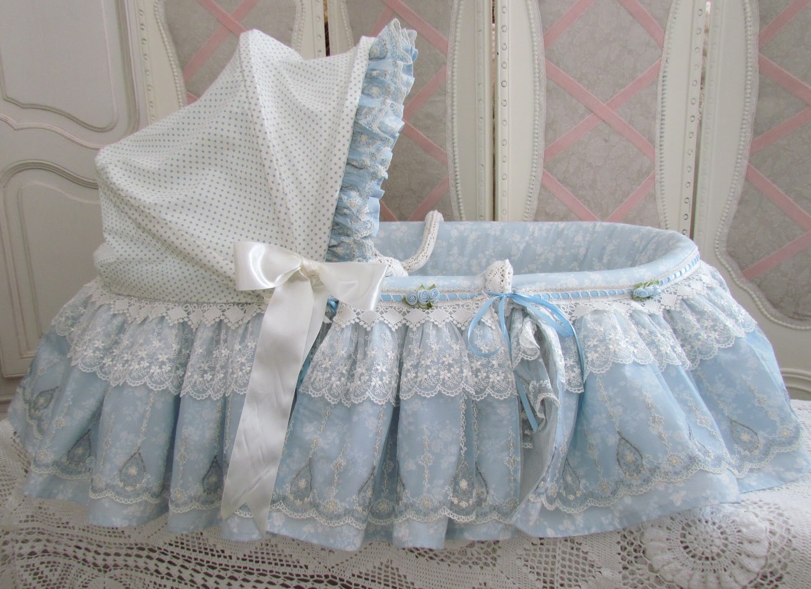 Angela Lace Blue Moses Basket.