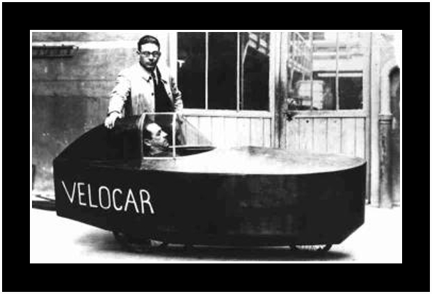 [1939_velocar_con_carenado.jpg]