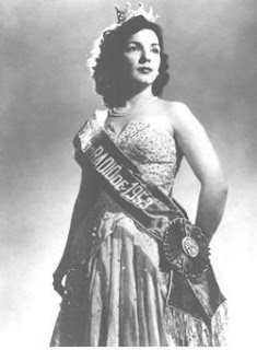 Rainha de Maio – Wikipédia, a enciclopédia livre