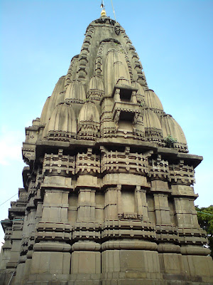 Beautifully carved Kalaram Temple in Nashik