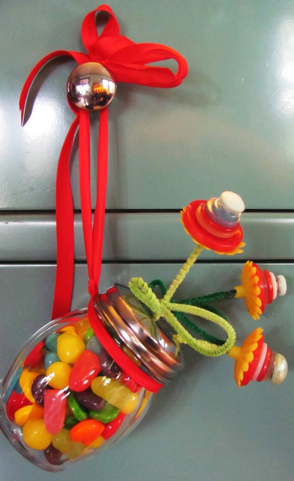 Pies and Aprons DIY More May baskets!