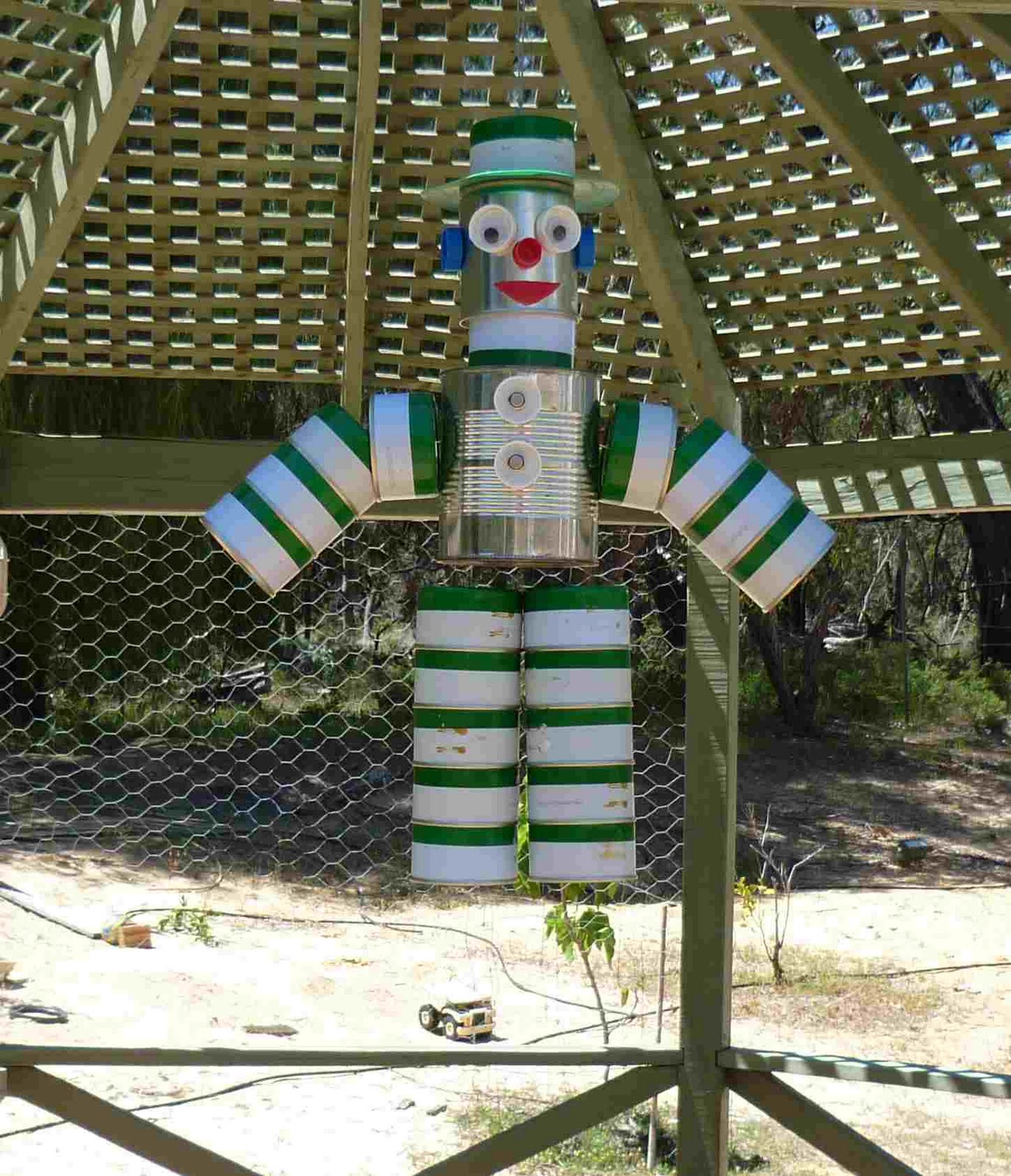 Simpleliving Tin Man ! Made From Recycled Tins