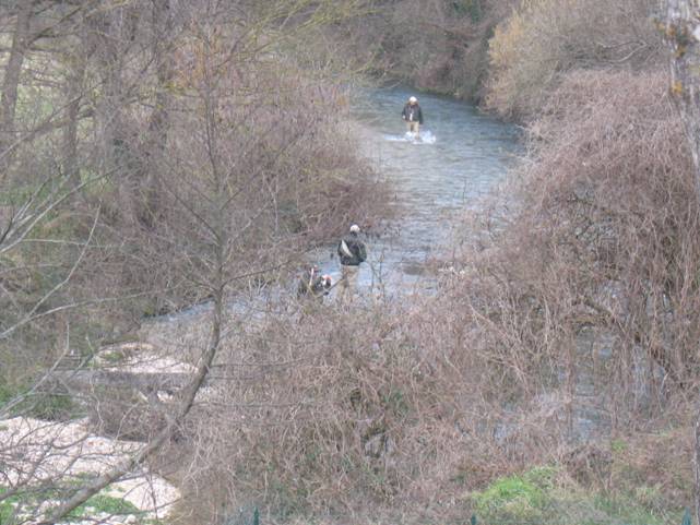 apertura 2007: foto di “pescatori” nel no kill di Cerreto