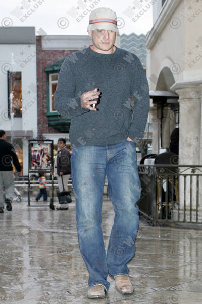 [3930342_preview.jpg]