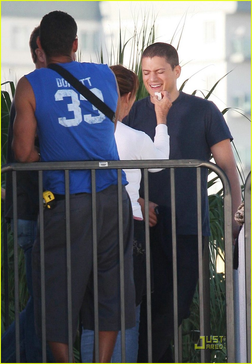 [wentworth-miller-stunt-double-02.jpg]