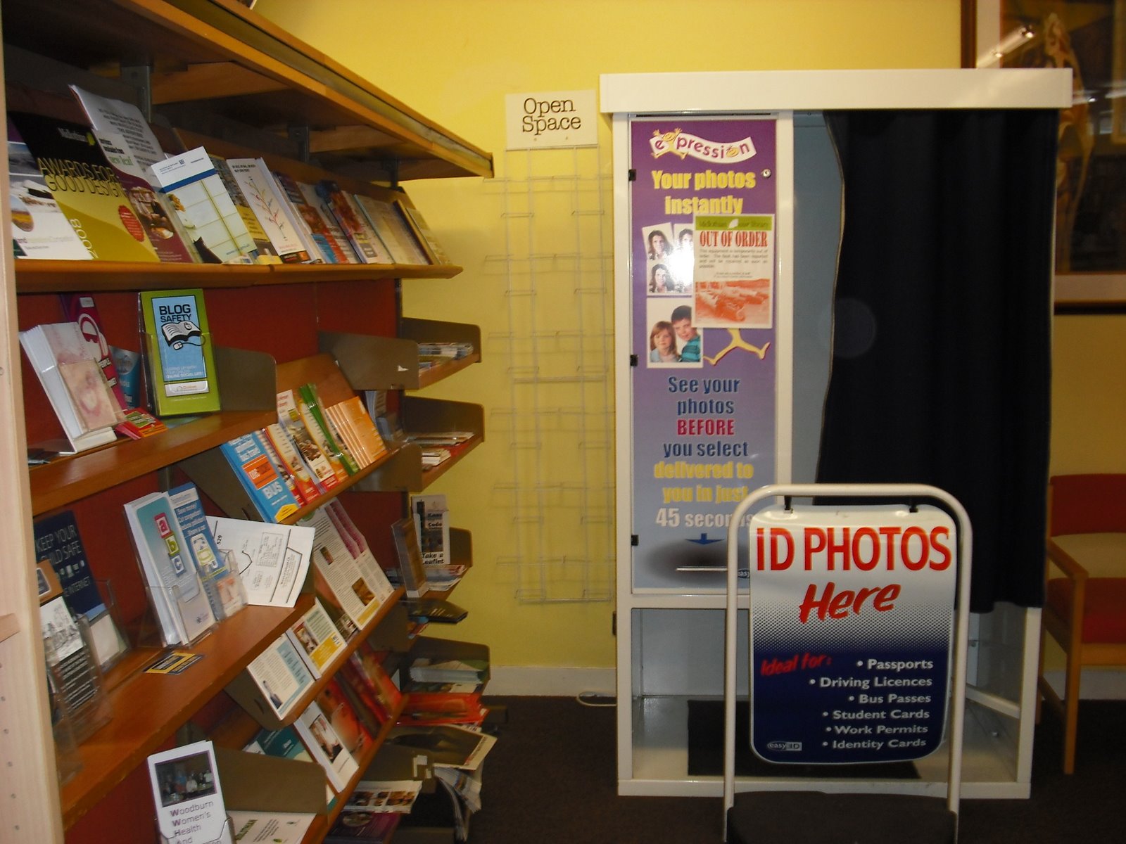 [Dalkeith+Library+3.jpg]