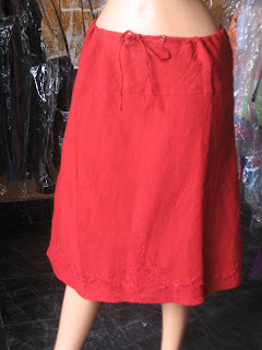 HUAYTA: TOT PER TU: VESTIDOS Y FALDAS HINDI VERANO 2009-2011