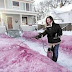 Ροζ χιόνι στη Σουηδια!