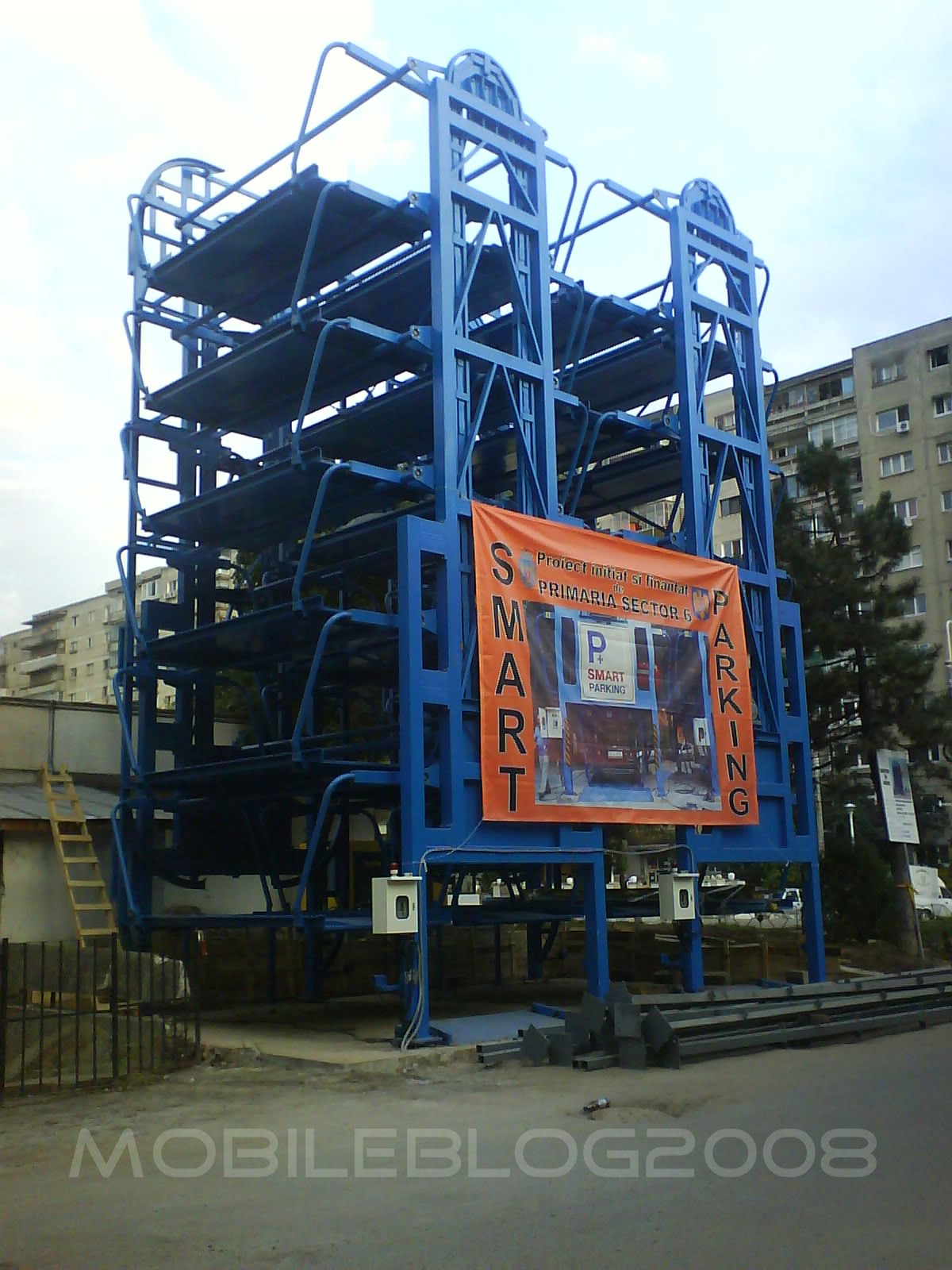 [DSC01107c.JPG]