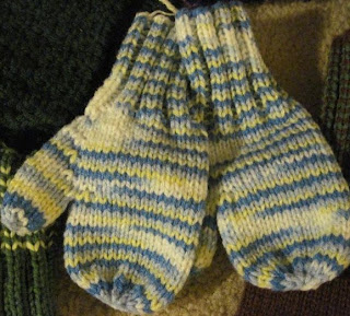knitted mitten